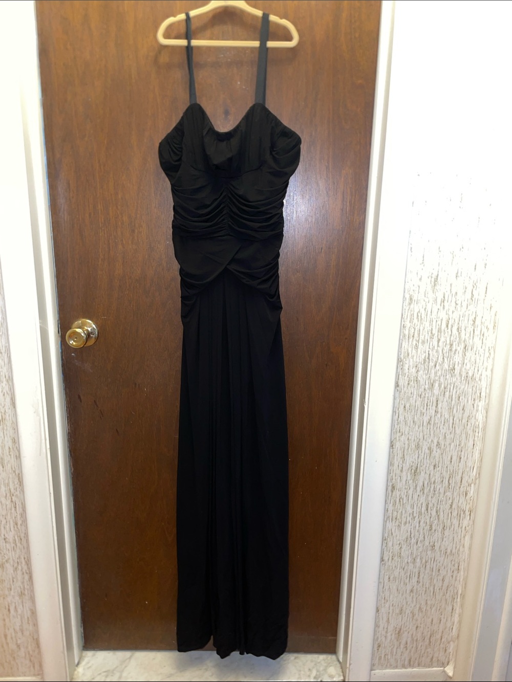 Laundry by Shelli Segal size 4 long black dress-NWT
